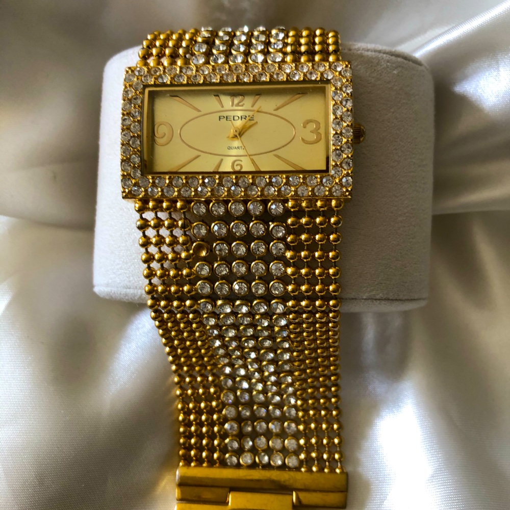 Pedre Watch